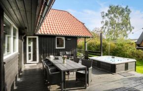 Cozy Home In Juelsminde With Sauna, Sønderby